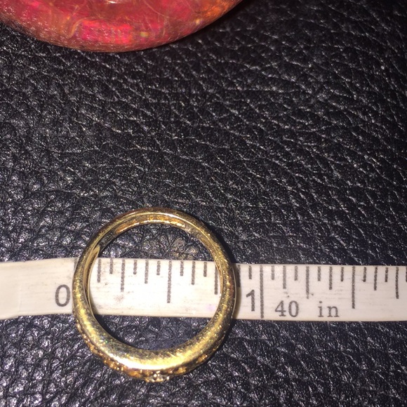 Vintage Avon ring - Picture 7 of 8